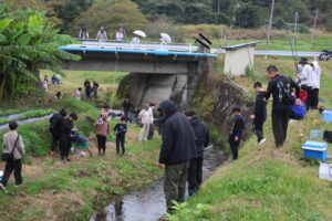 そげいのニジマス釣り大会